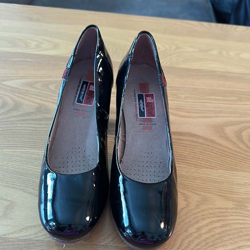 Callaghan Black Patent Leather Women's Shoes